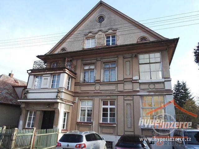 Prodej prvorepublikové vily 9+1 - Potštejn - foto 1