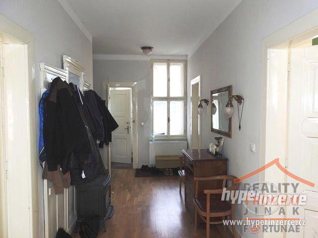 Prodej prvorepublikové vily 9+1 - Potštejn - foto 21