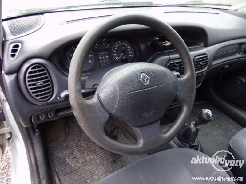 Renault Mégane 1.9, nafta, rok 2003, el. okna, STK, centrál - foto 9
