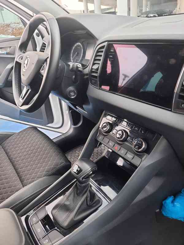Škoda Karoq 2.0 TDI DSG 4x4 STYLE - foto 5