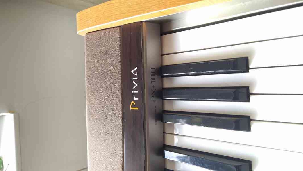 Digitální piano Casio Privia PX-100 - foto 6