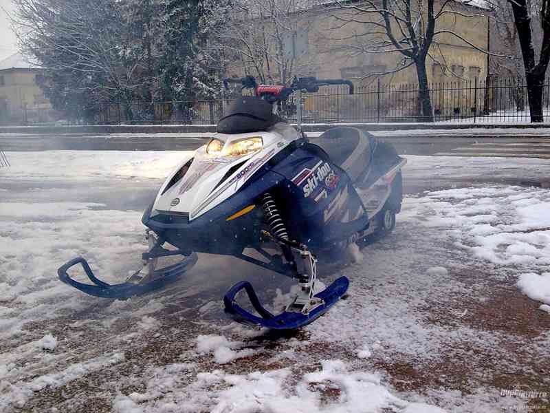 Snezny skuter Ski-doo GSX 800 Limited edition - foto 5