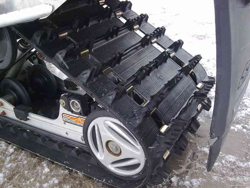 Snezny skuter Ski-doo GSX 800 Limited edition - foto 9