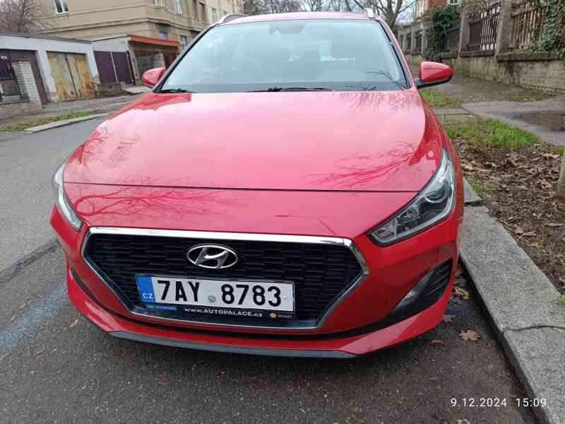 Hyundai i30 kombi, najeto 32.141 km, 1.majitel,  - foto 4