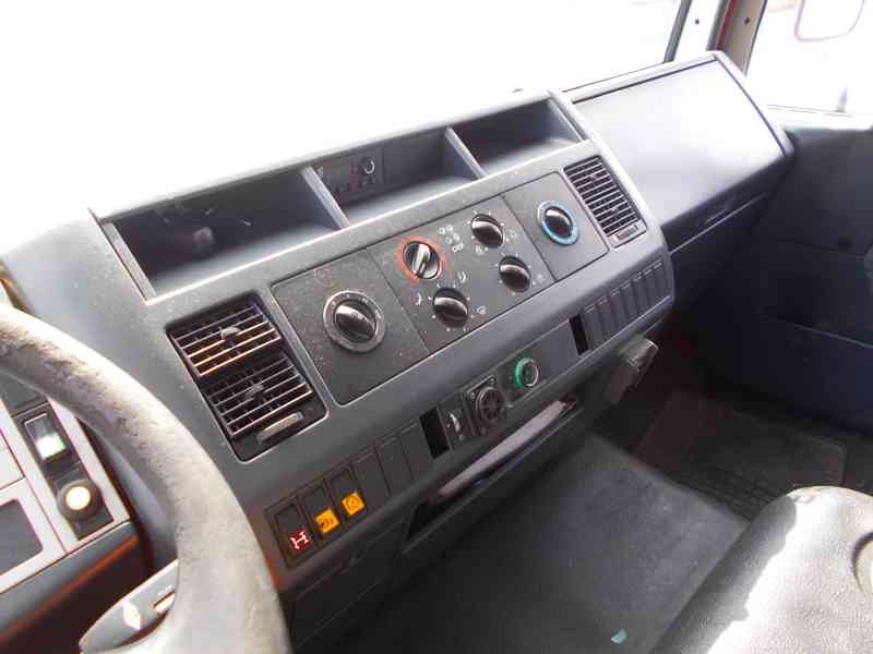 MAN LE 14.280 4X2 BL - foto 17