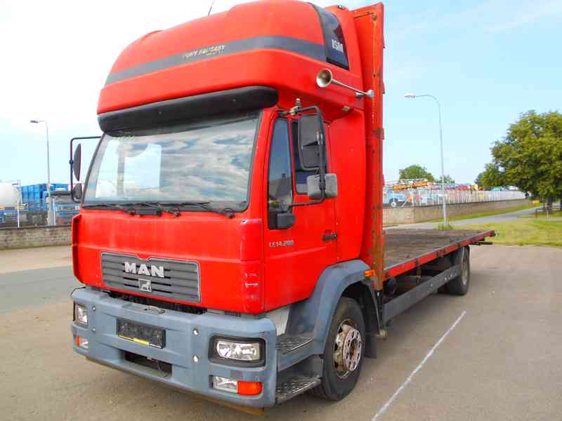 MAN LE 14.280 4X2 BL - foto 3