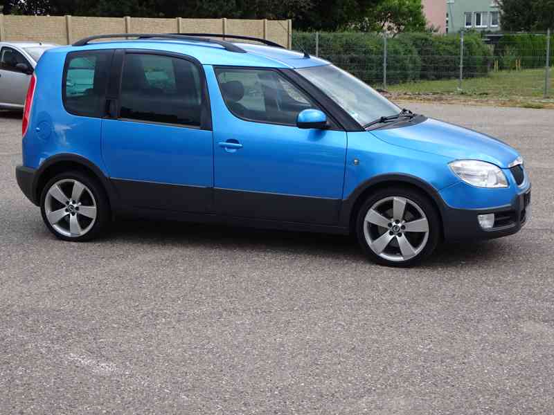 Škoda Roomster 1.9 TDI Scout r.v.2009 (77 kw) serviska - foto 2