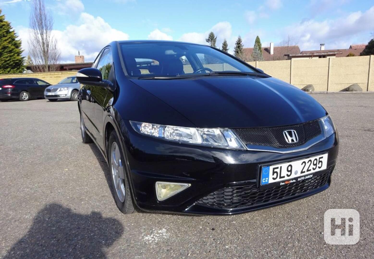 Honda Civic 1.4i r.v.2009 (78 kw) stk:10/2026 - foto 1