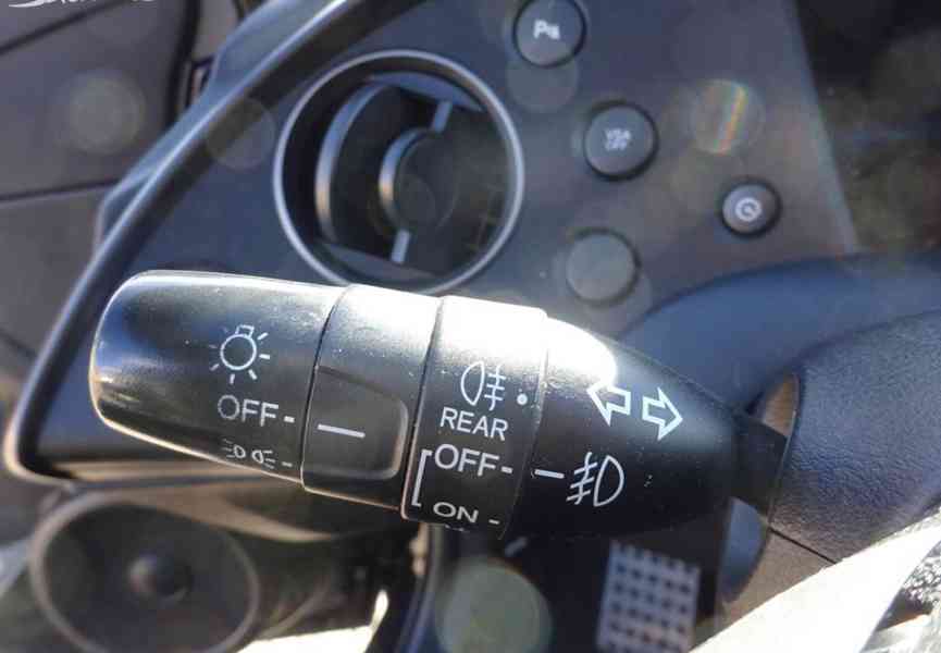 Honda Civic 1.4i r.v.2009 (78 kw) stk:10/2026 - foto 9