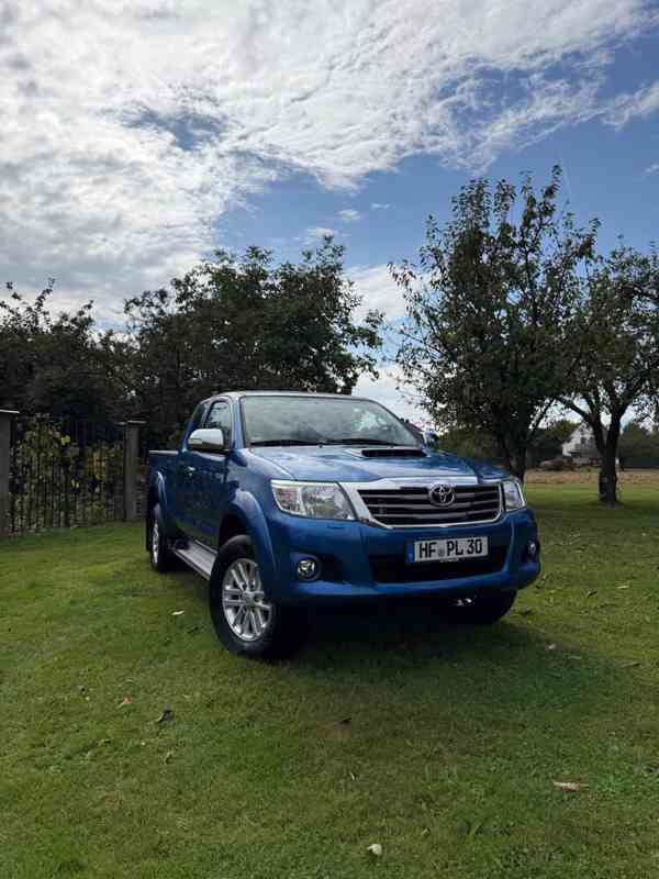 Toyota Hilux 2,5D4D Extra Cab 106kw - foto 7
