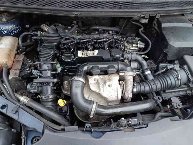Prodám na náhradní díly Ford Focus combi  - foto 3