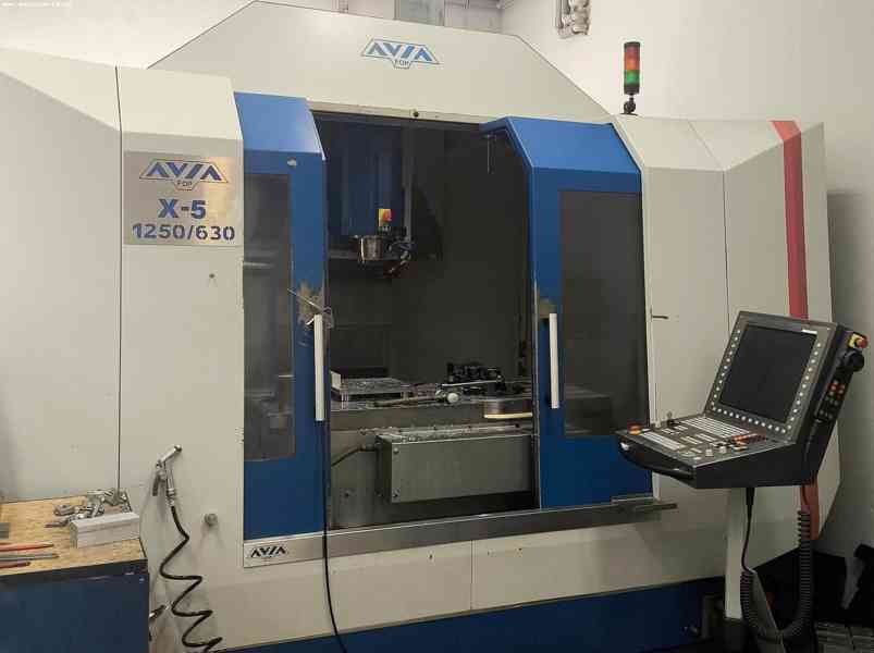 CNC vertikální obráběcí centrum AVIA X-5 1250/630 - foto 2