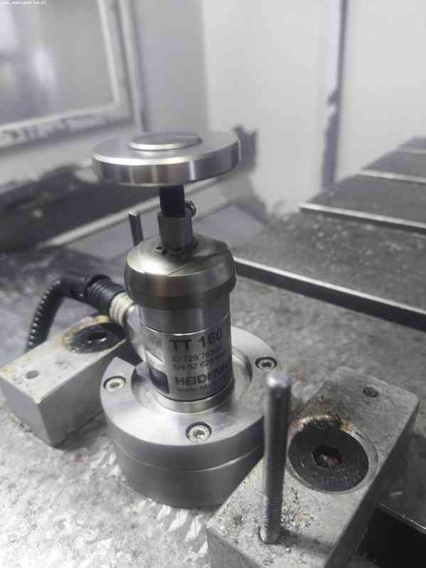 CNC vertikální obráběcí centrum AVIA X-5 1250/630 - foto 9