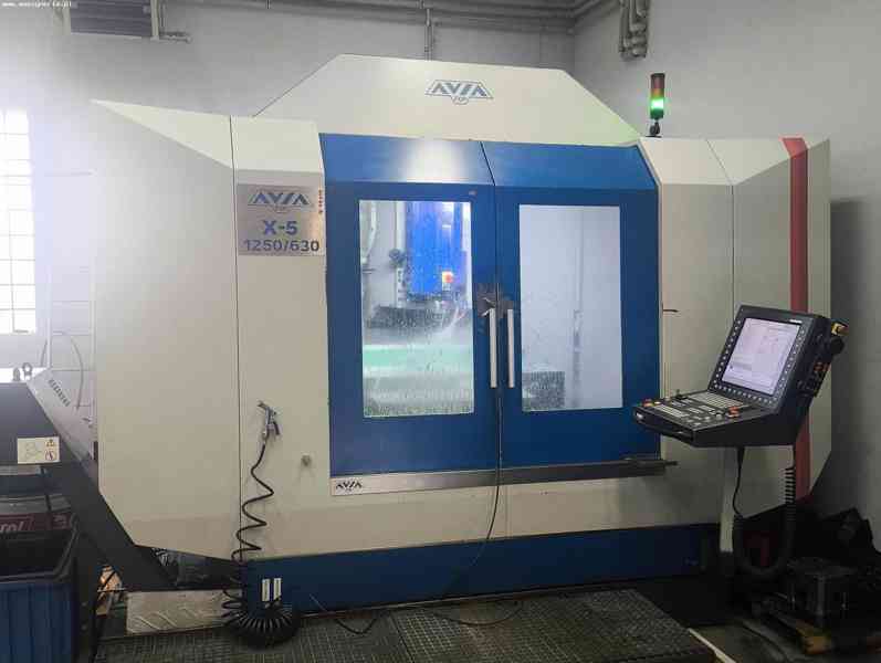 CNC vertikální obráběcí centrum AVIA X-5 1250/630 - foto 1