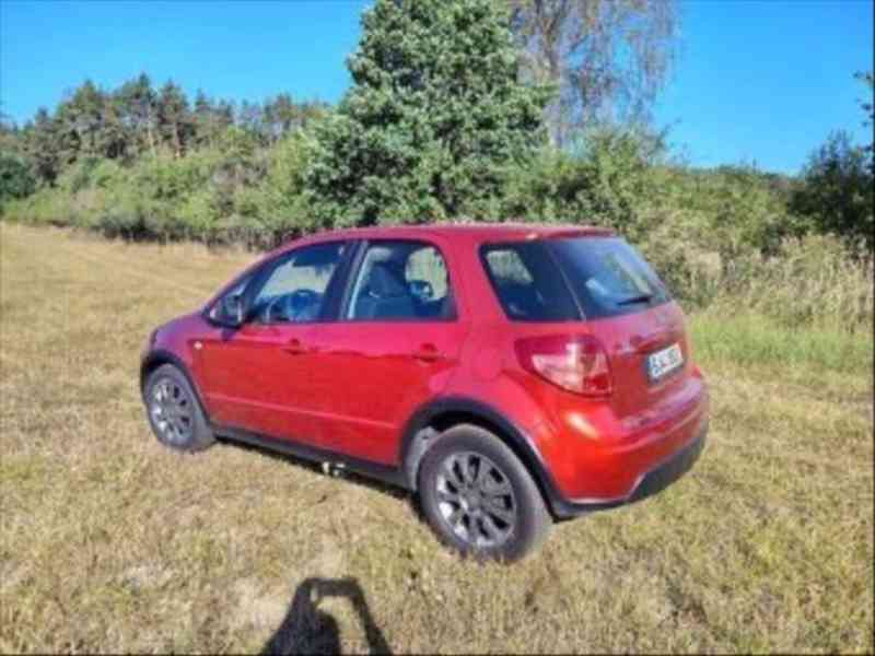 Suzuki SX4 1,5 - foto 9