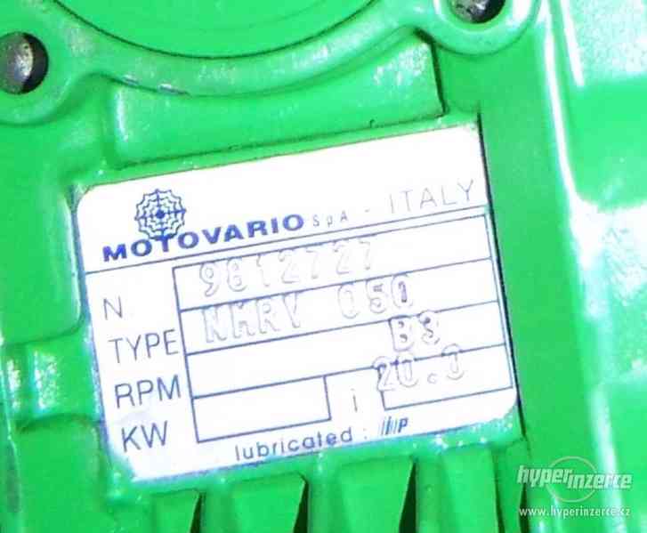 Pohon posuvu pásové pily, motor s převodovkou a regulací ot. - foto 5
