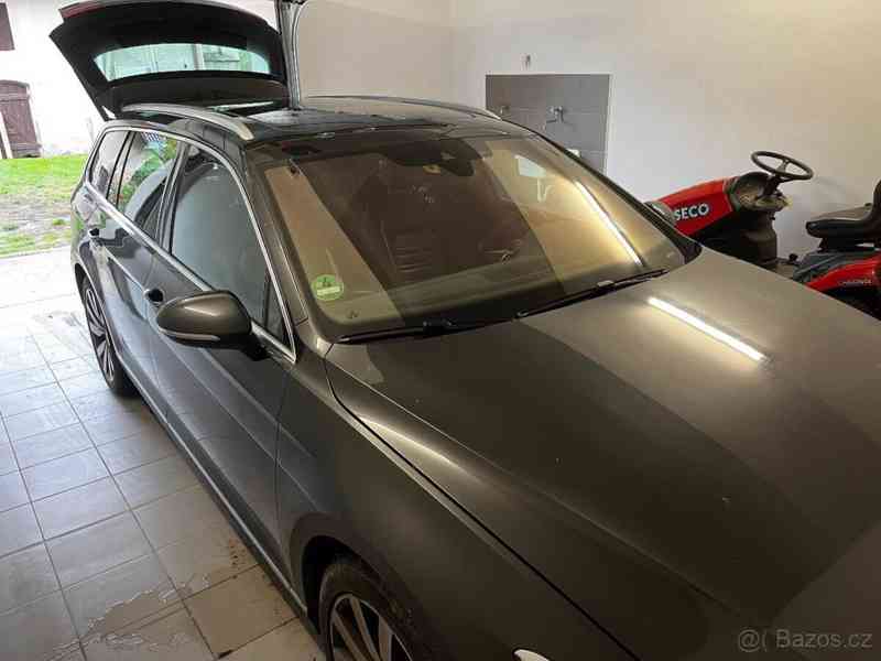 Volkswagen Passat 2,0   l TDI 176kw AT - foto 2