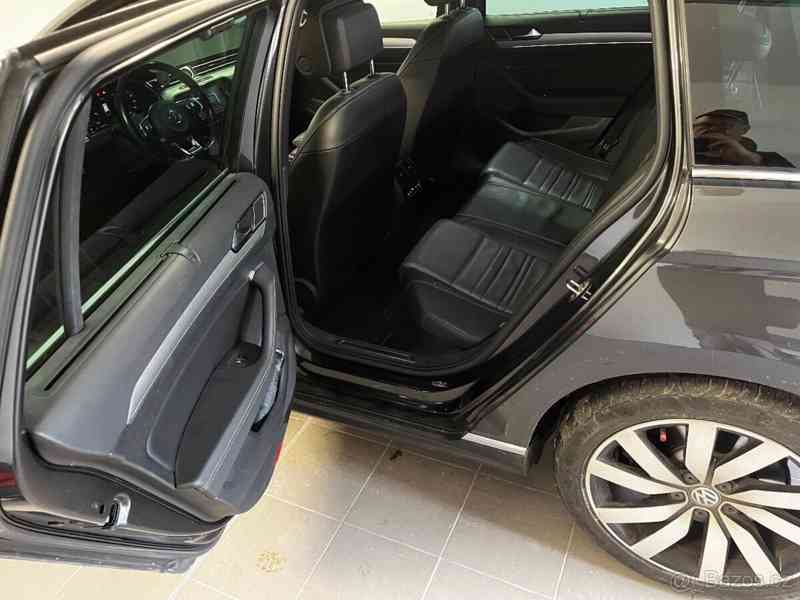 Volkswagen Passat 2,0   l TDI 176kw AT - foto 3
