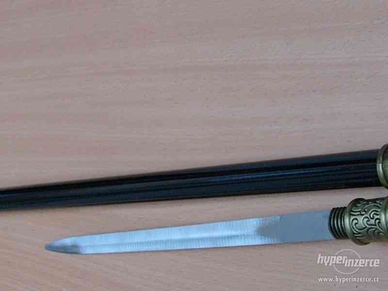 Hůl s mečem lebka - foto 2