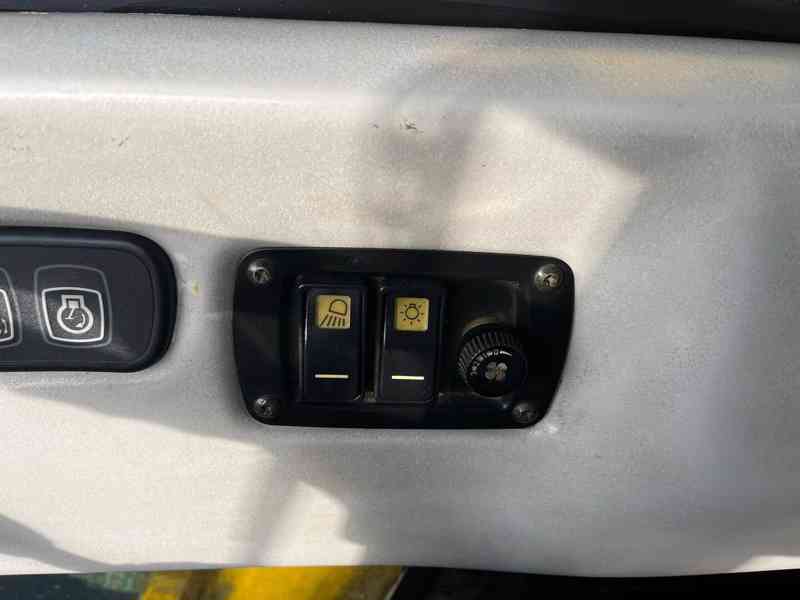 Kolové rypadlo JCB JS160W (Možnost leasingu) - foto 11