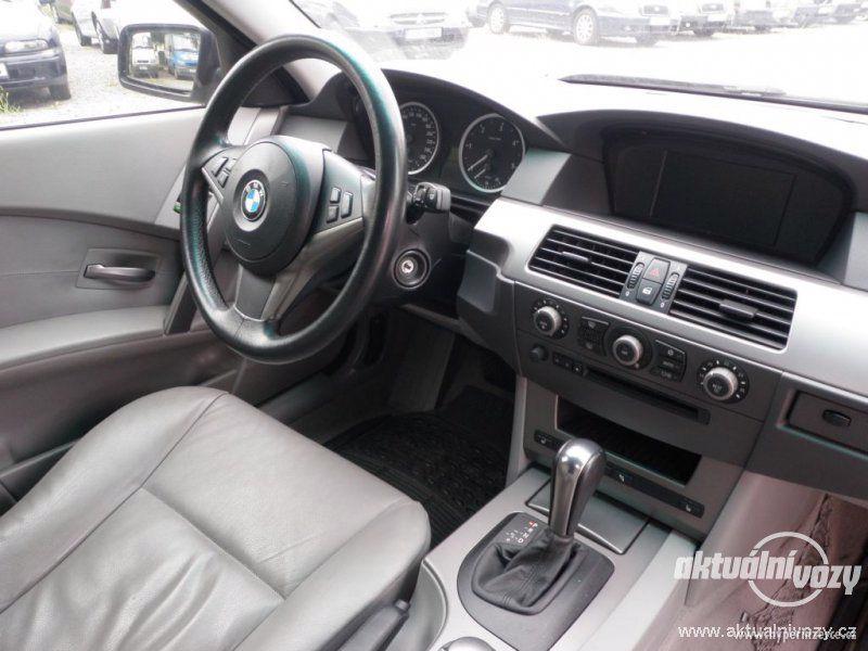 BMW Řada 5 3.0, nafta, automat, vyrobeno 2004, kůže - foto 8