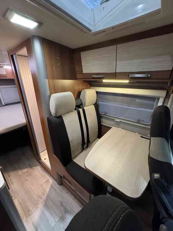 Obytný automobil Citroen Jumper VanTourer Knaus - foto 11