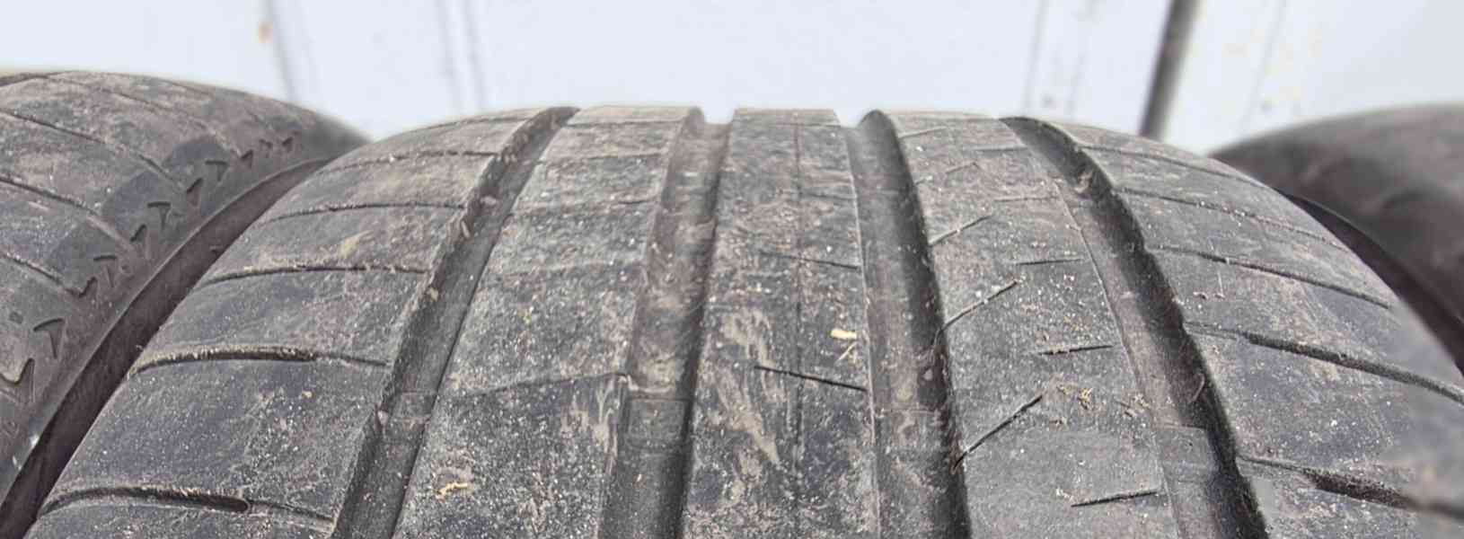 Použité letní pneu Bridgestone o rozměru 285/35/22 106Y - foto 7