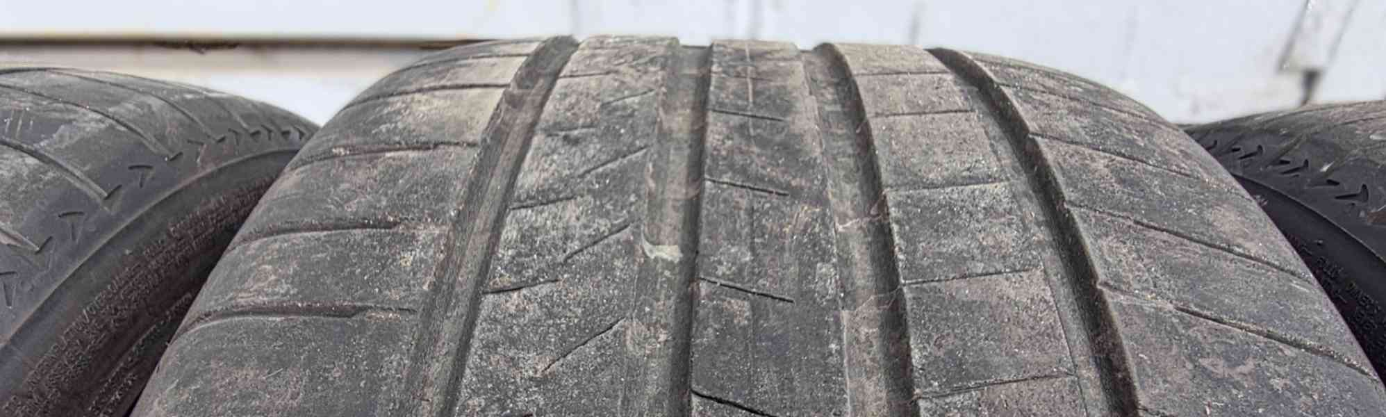 Použité letní pneu Bridgestone o rozměru 285/35/22 106Y - foto 6