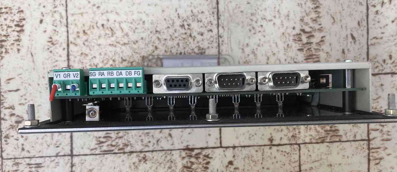 APT Premium L - ovládací panel do dveří rozvaděče. - foto 2