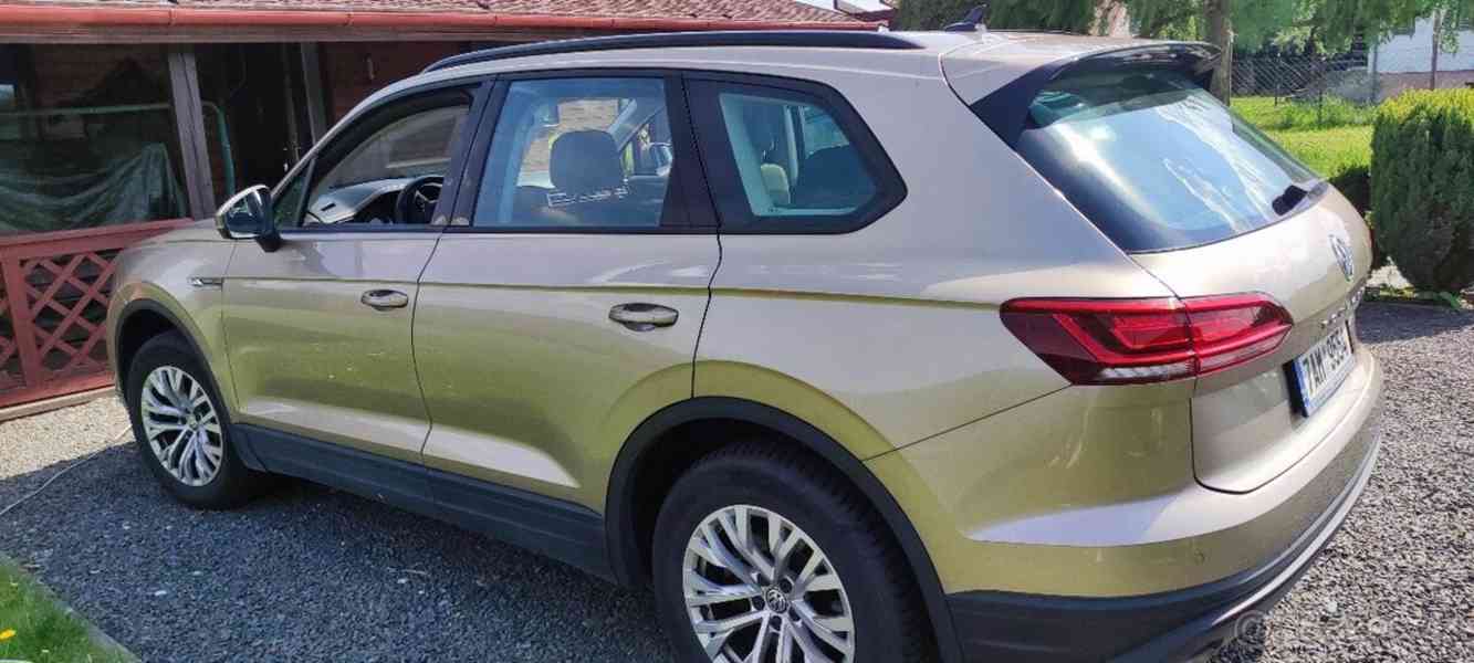 Volkswagen Touareg 3,0 - foto 2