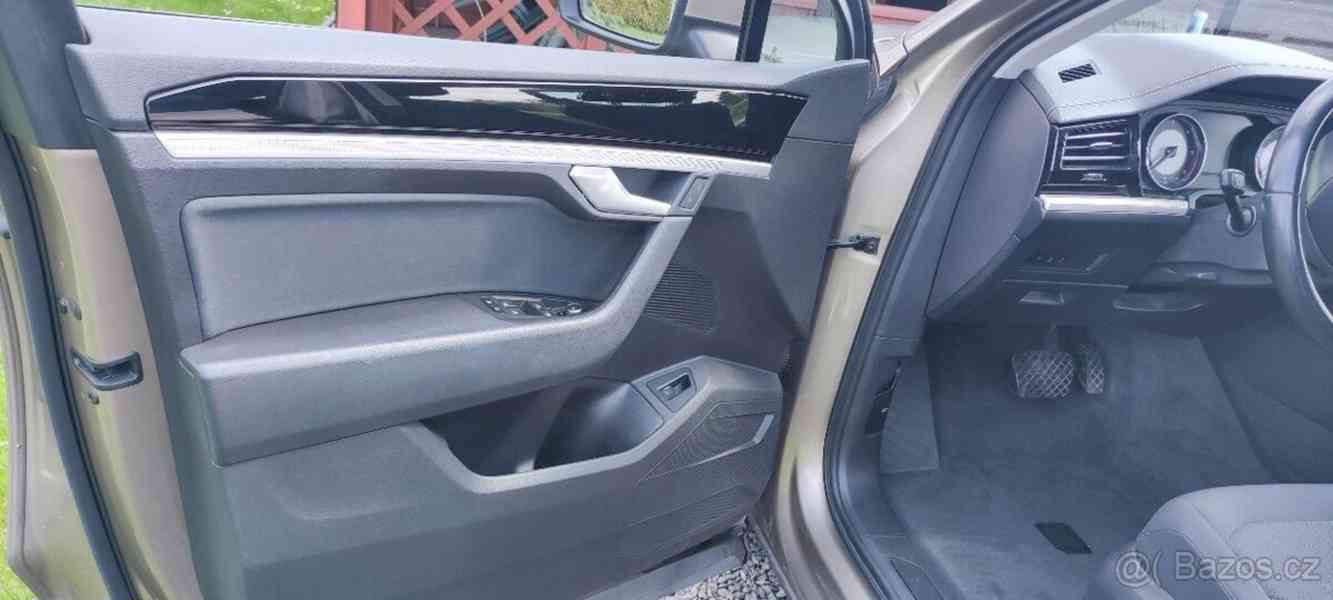 Volkswagen Touareg 3,0 - foto 3