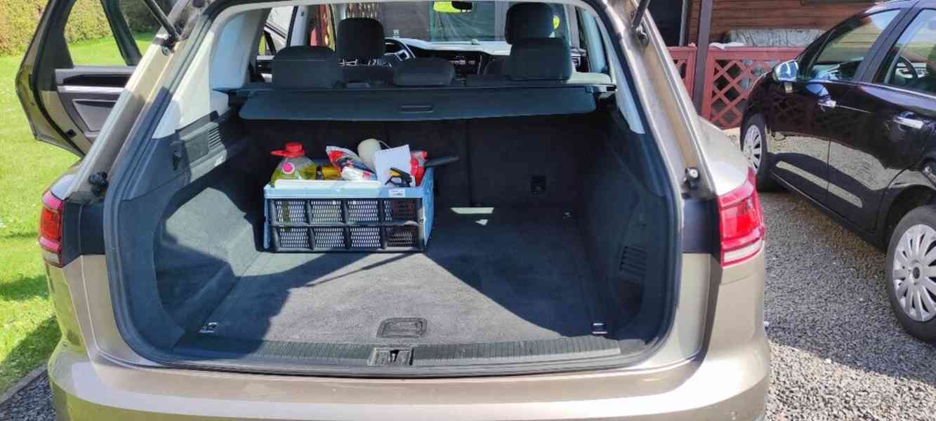 Volkswagen Touareg 3,0 - foto 4