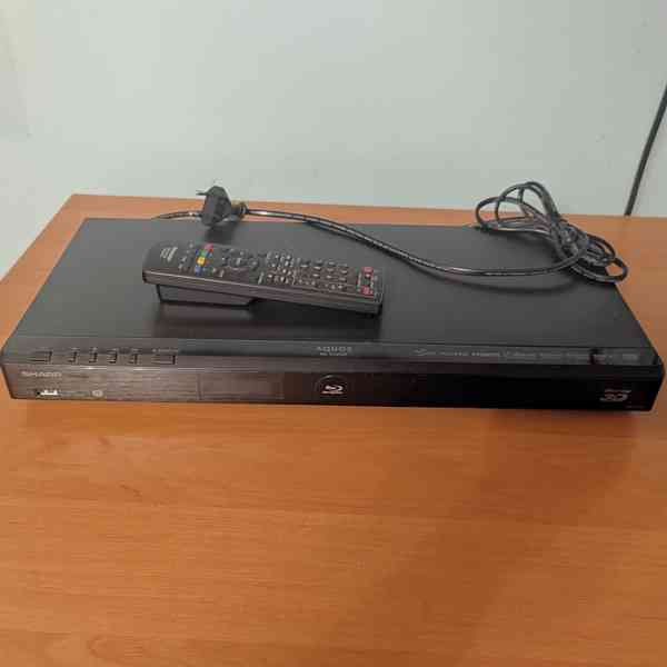 LCD televize Sharp Aquos 3D 60" - foto 2