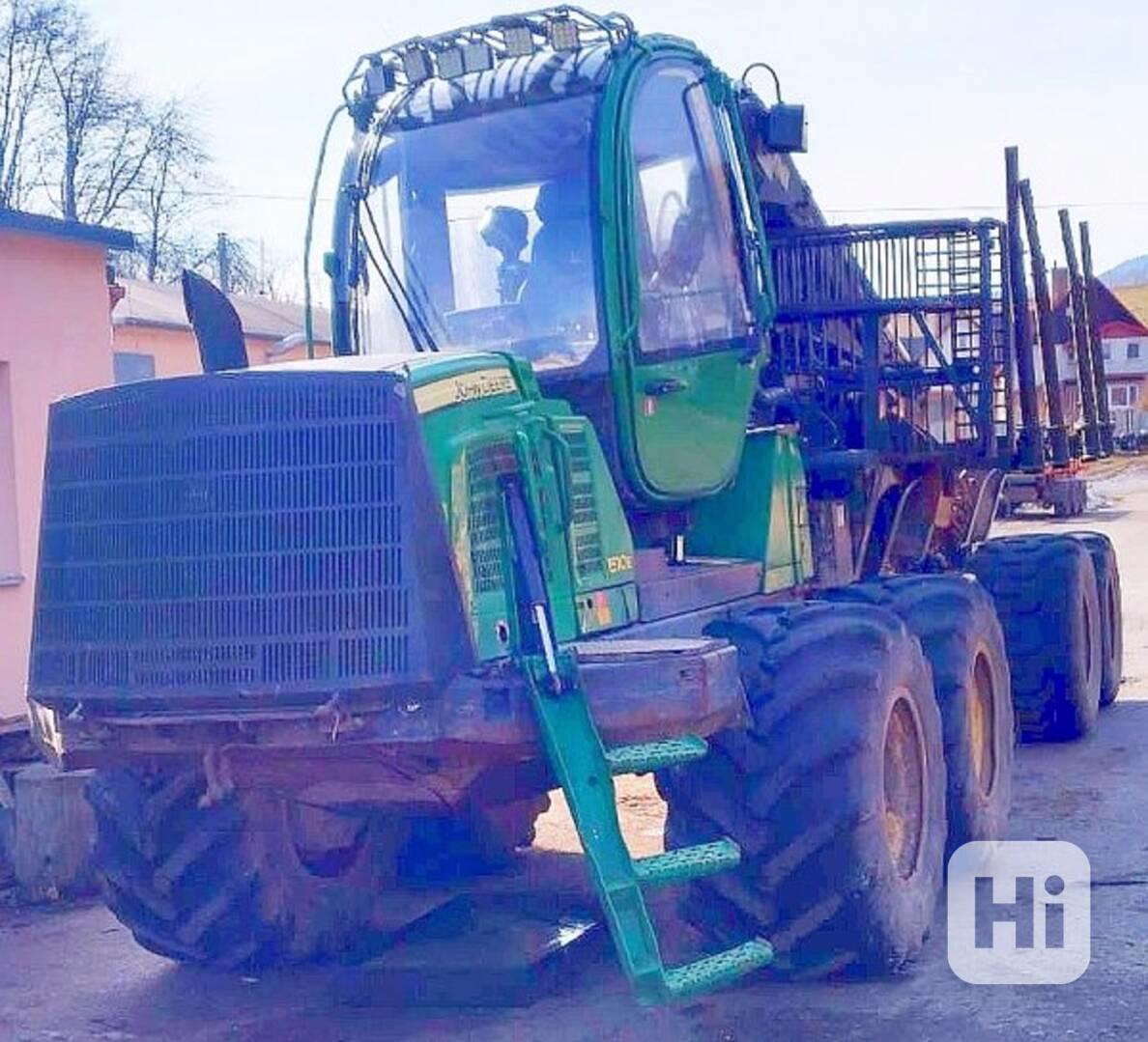 19t vyvážečka JD 1510 forwarder  - foto 1