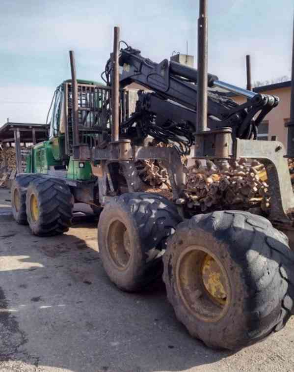 19t vyvážečka JD 1510 forwarder  - foto 4