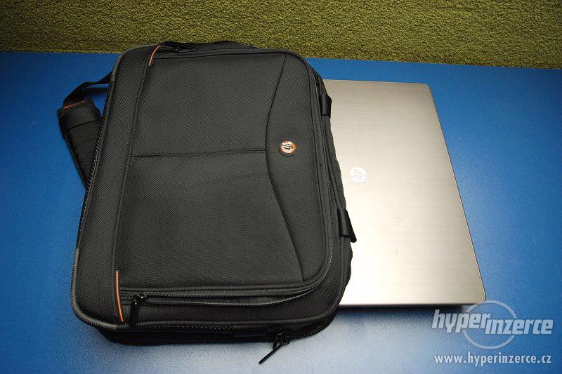 Značková brašna na notebook Targus - foto 3