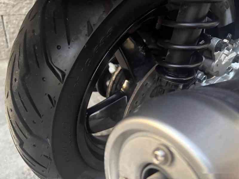 Yamaha x max 250 2013 - foto 12