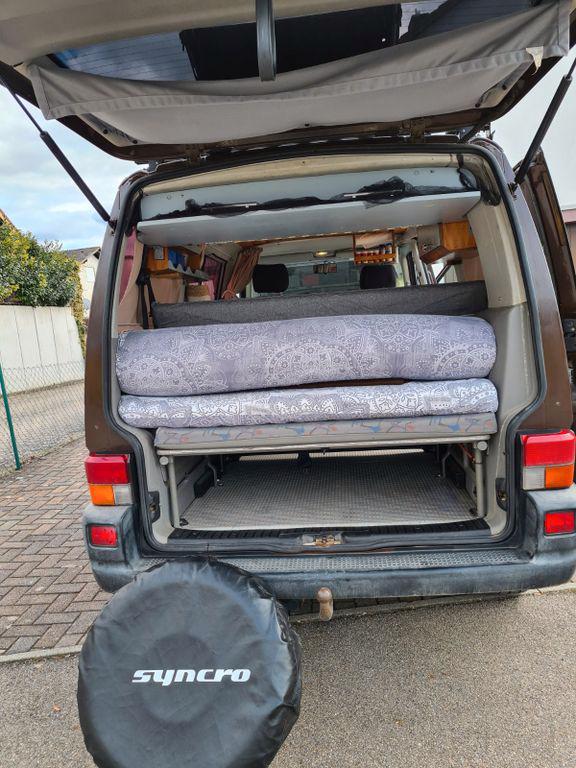 Volkswagen T4 Multivan Syncro(Uzávěra) 2,5TDI 75kw - foto 5