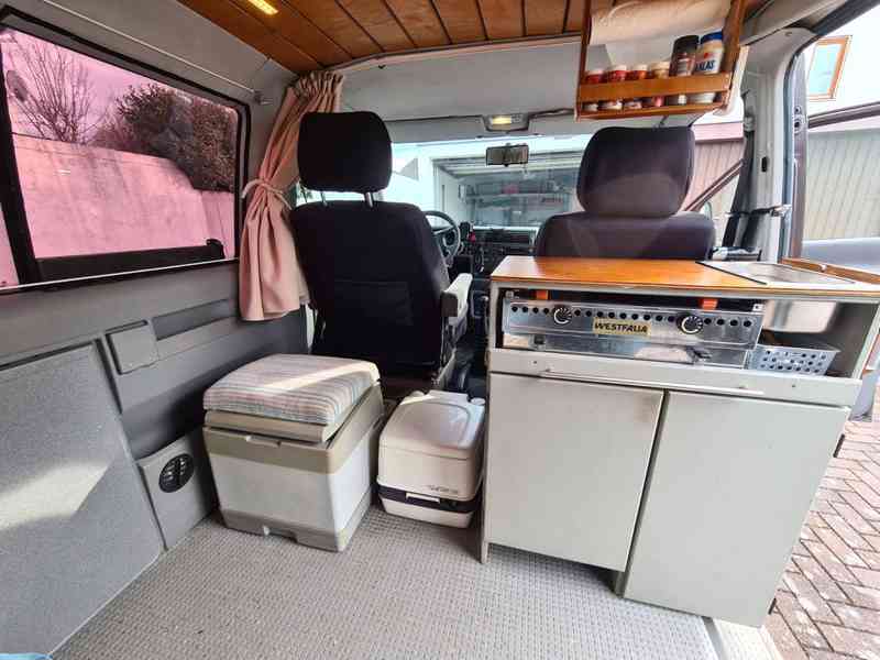 Volkswagen T4 Multivan Syncro(Uzávěra) 2,5TDI 75kw - foto 12