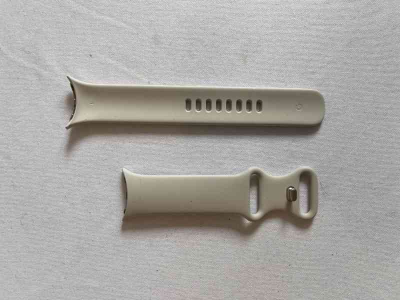 Google Pixel Watch 4 41mm - nenabíjí se - foto 4