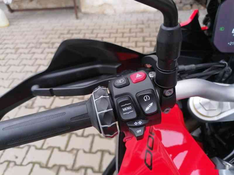 BMW F 900 XR - foto 12