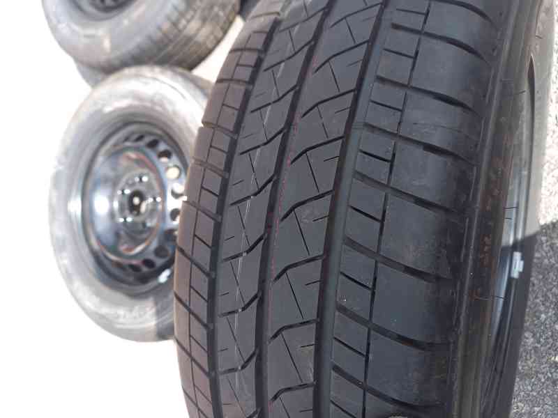 VW T5,T6(6.1) - Sada NOVÝCH letních kol 215/65R16C - foto 9