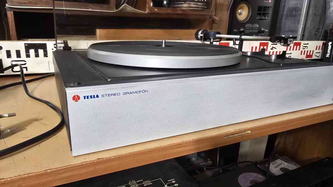 Gramofon TESLA G710A - foto 2