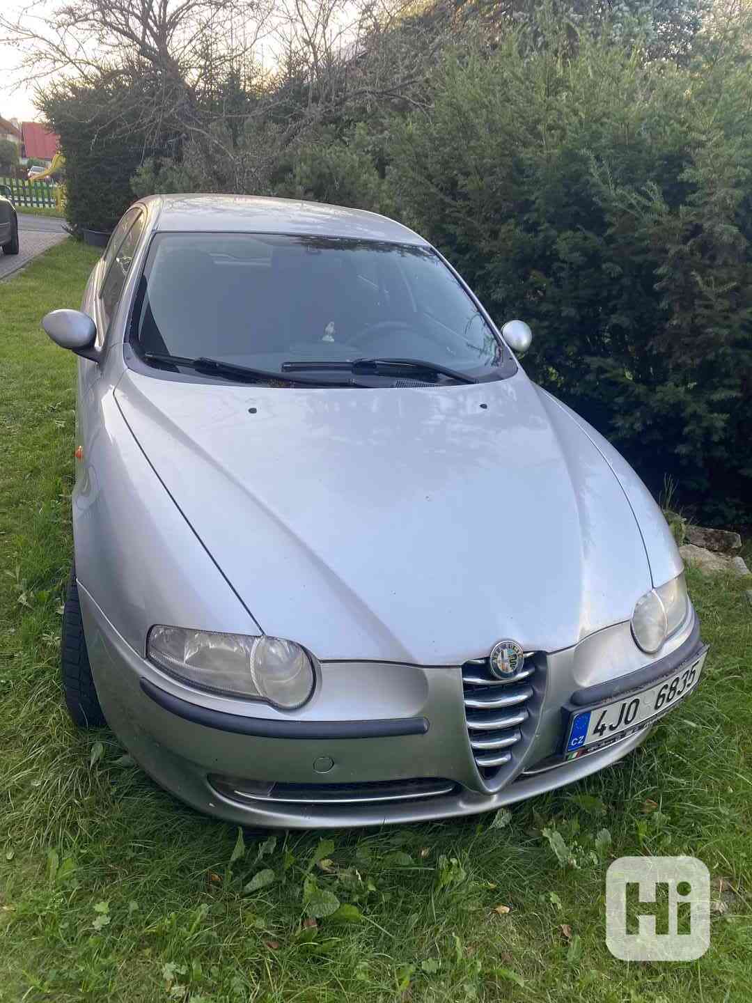 Alfa Romeo 147 - foto 1