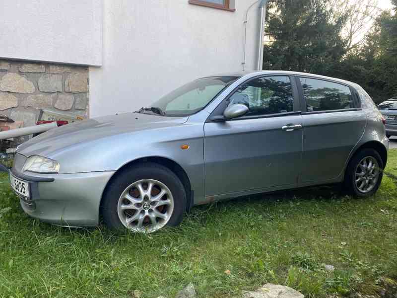 Alfa Romeo 147 - foto 2