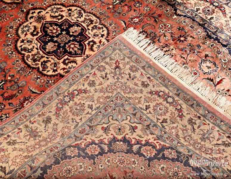Pakistánský koberec. Ručně vázaný. Velmi jemný - foto 4