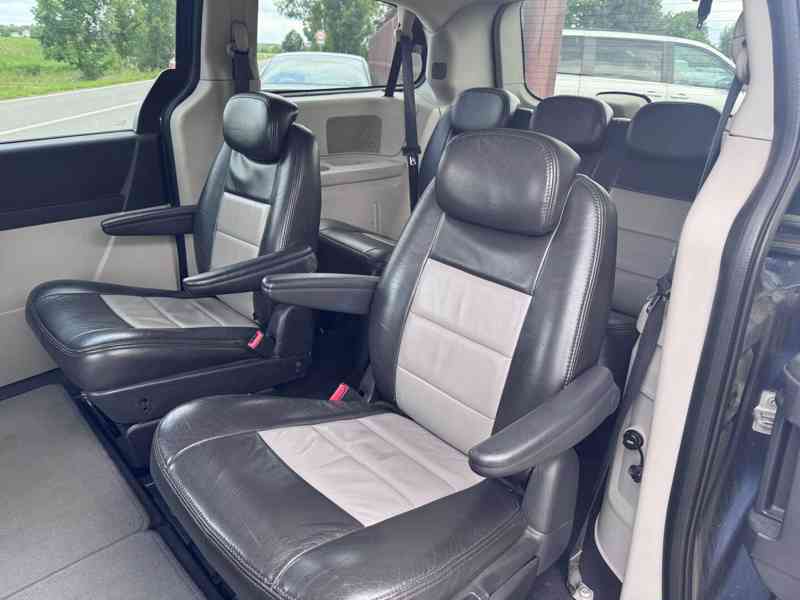 Dodge Grand Caravan -Town Country 3,3 LPG RT 2008 - foto 14