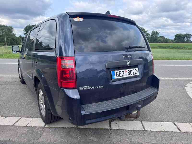 Dodge Grand Caravan -Town Country 3,3 LPG RT 2008 - foto 5