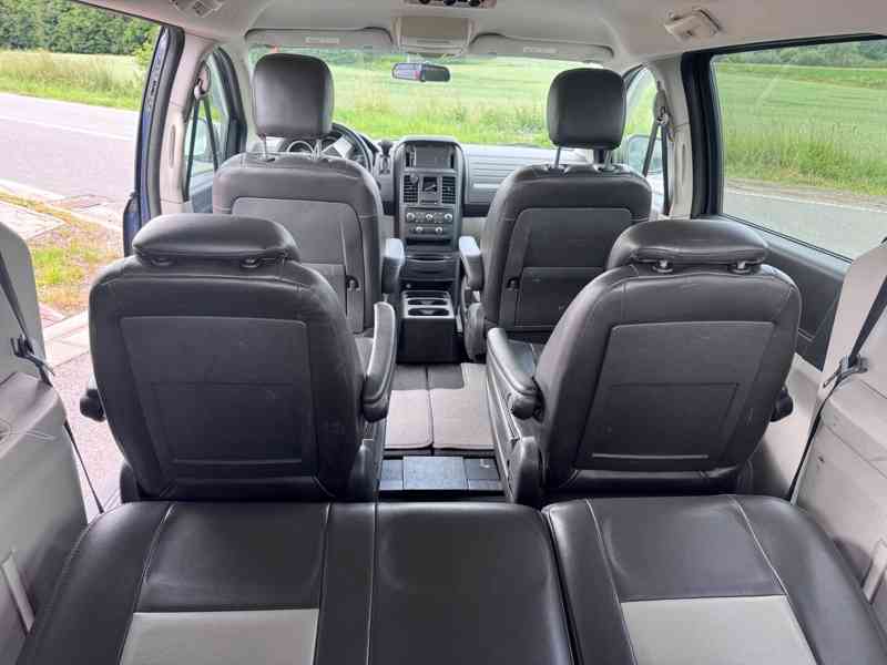 Dodge Grand Caravan -Town Country 3,3 LPG RT 2008 - foto 9
