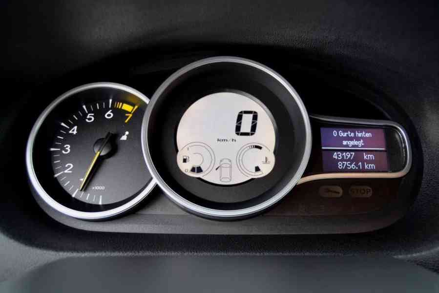 Renault Mégane 1.6i 16V 81kW Dynamique 41 320km!!! - foto 8